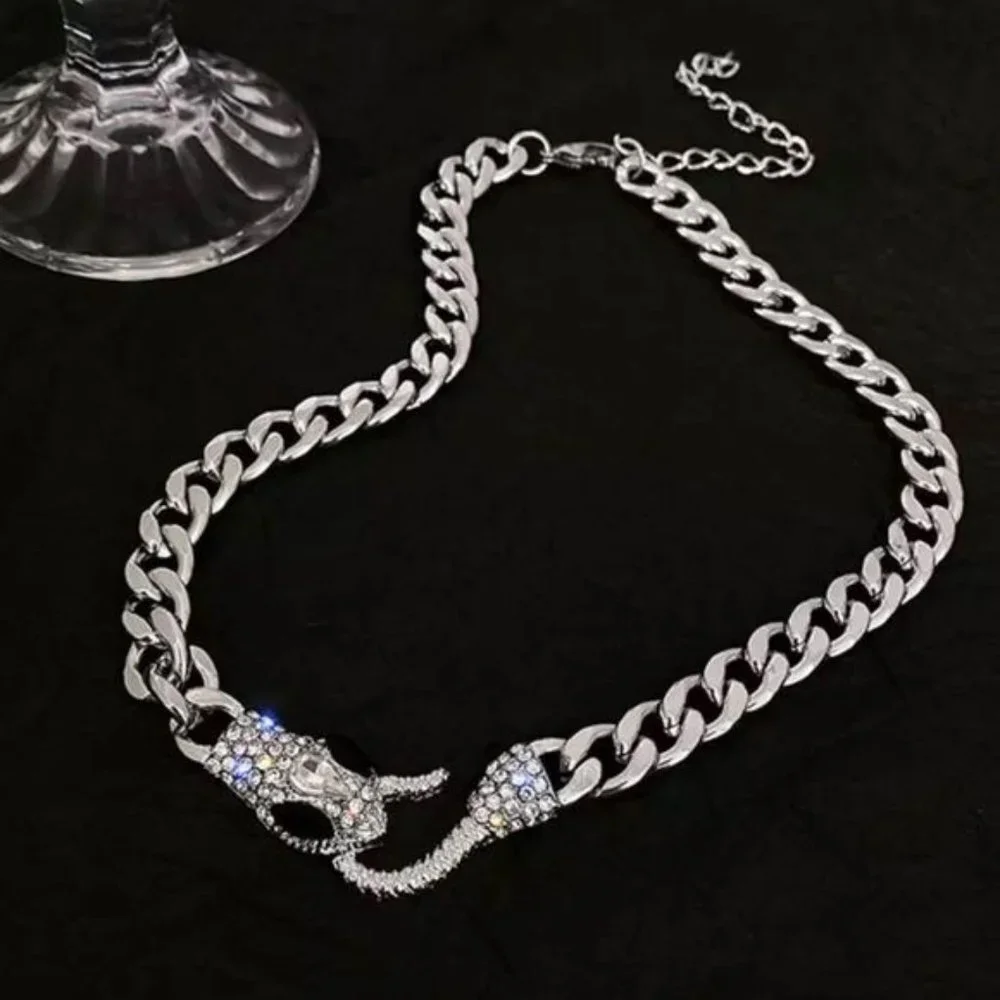 New Crystal Snake Chain Necklace - Picture 2 of 6